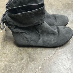 Women boots.